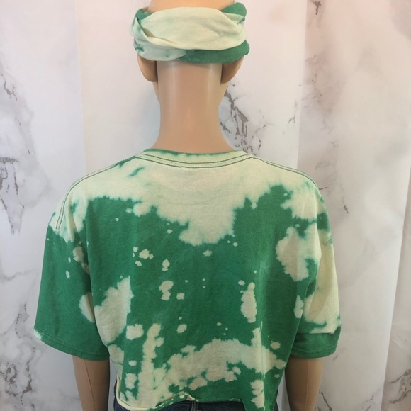 1 of 1 Distressed Cropped Tee / With Headband - Picture 2 of 2
